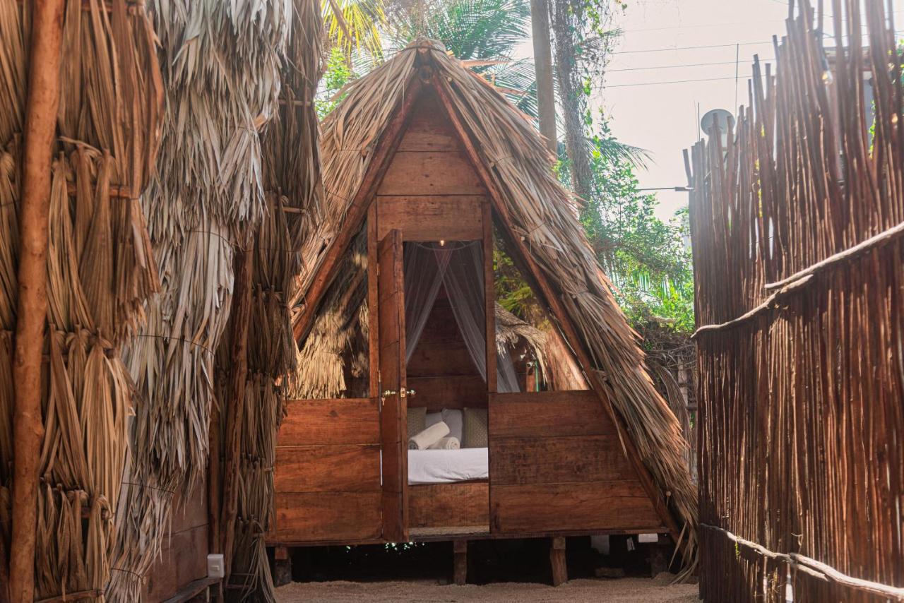 Mapache Hostel & Camping Isla Holbox Buitenkant foto