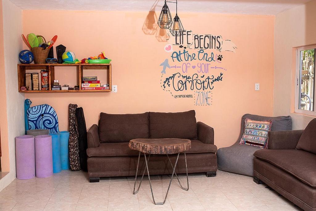 Mapache Hostel & Camping Isla Holbox Buitenkant foto