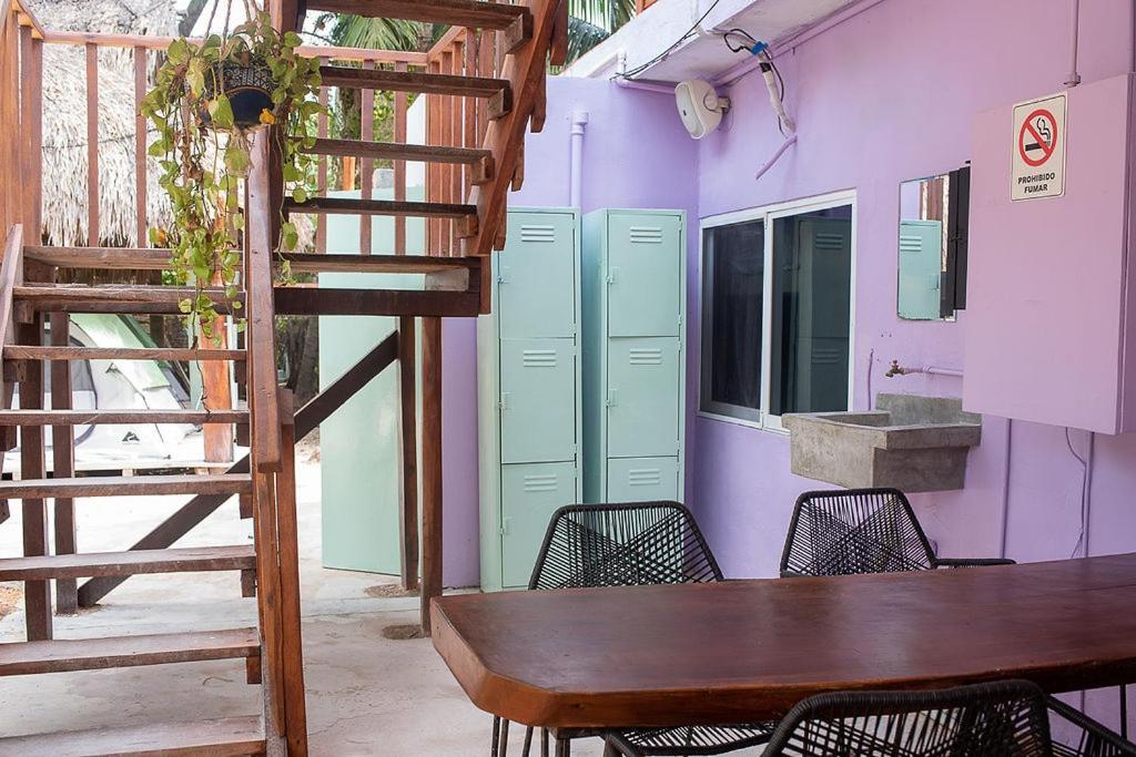 Mapache Hostel & Camping Isla Holbox Buitenkant foto